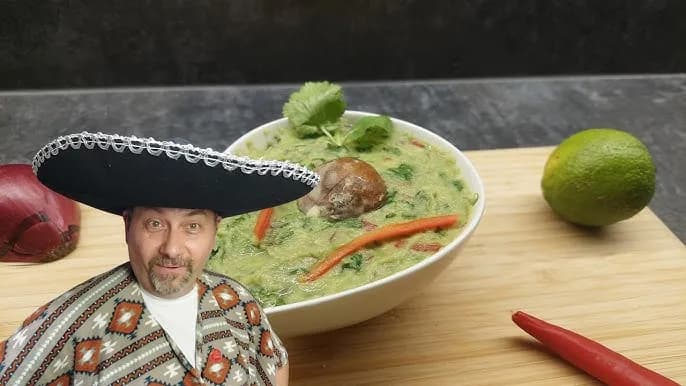 Co to jest guacamole? Odkryj sekrety pysznego sosu meksykańskiego