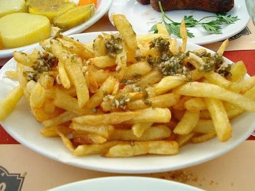 Idealna temperatura smażenia frytek we frytkownicy, aby uniknąć porażki