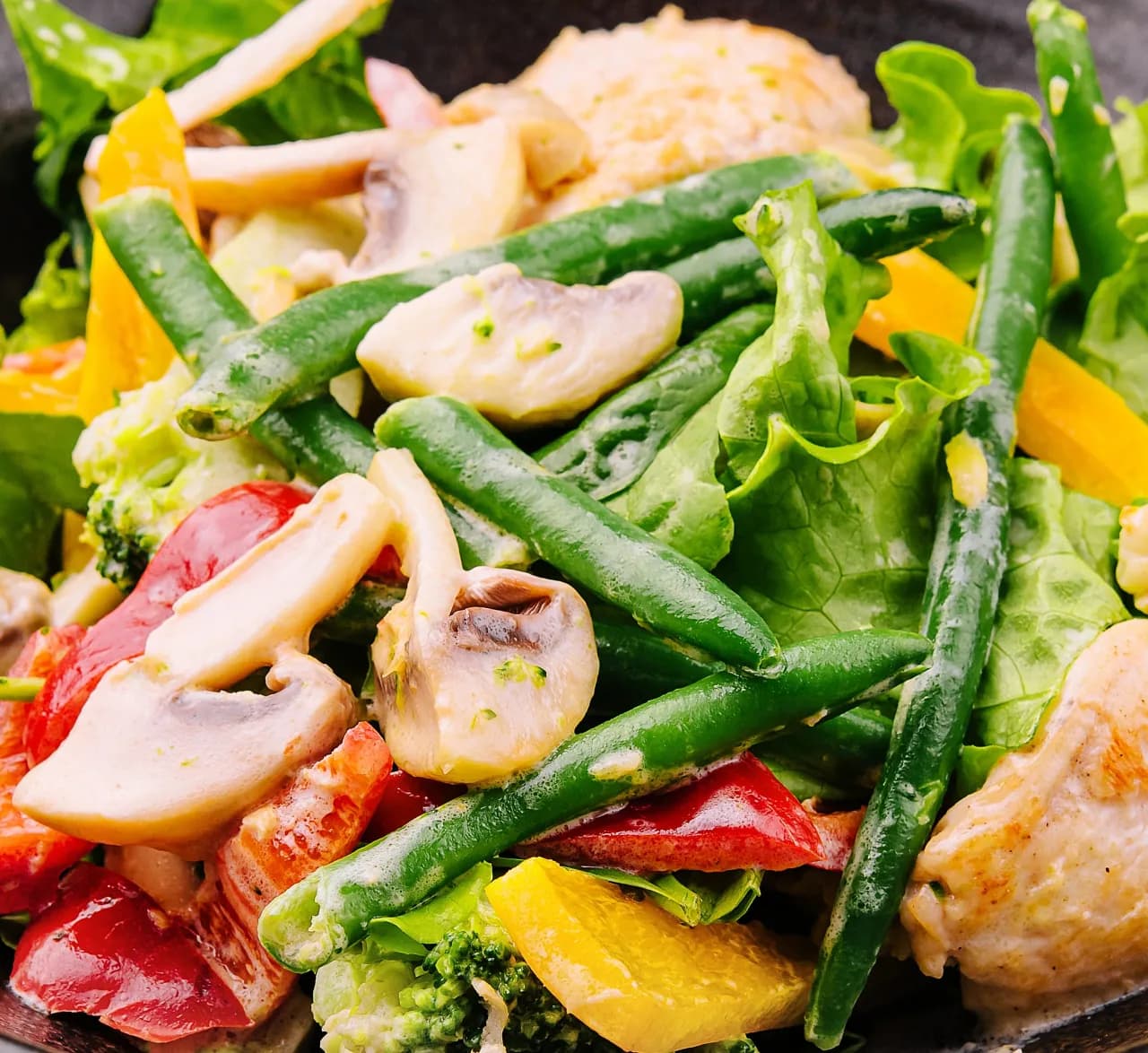 Lekkie i orzeźwiające pomysły na letni obiad, które pokochasz